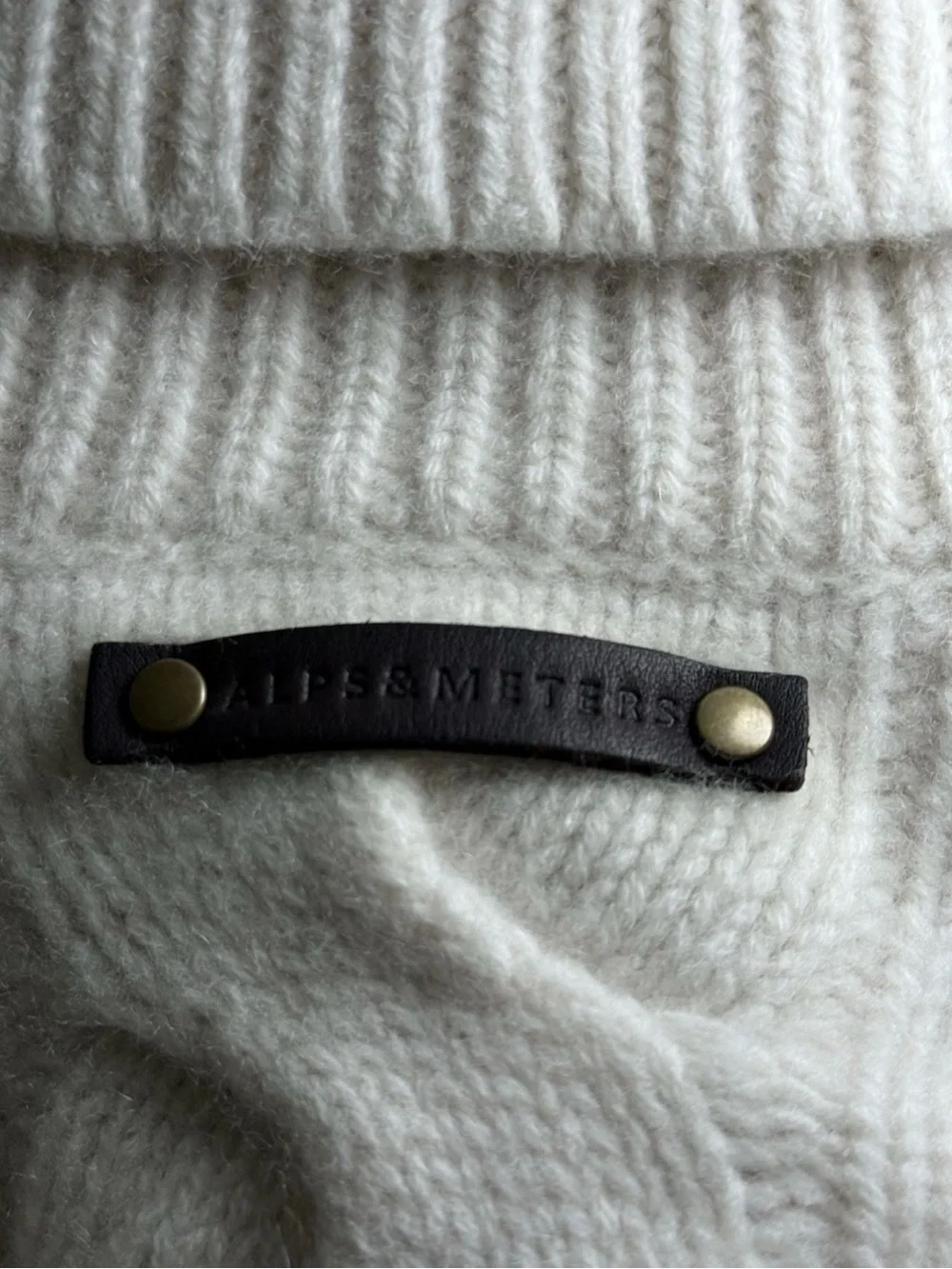 Alps & Meters women’s L merino cashmere ivory sweater fisherman cable knit